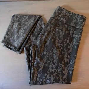 FABLETICS women’s leggings size small